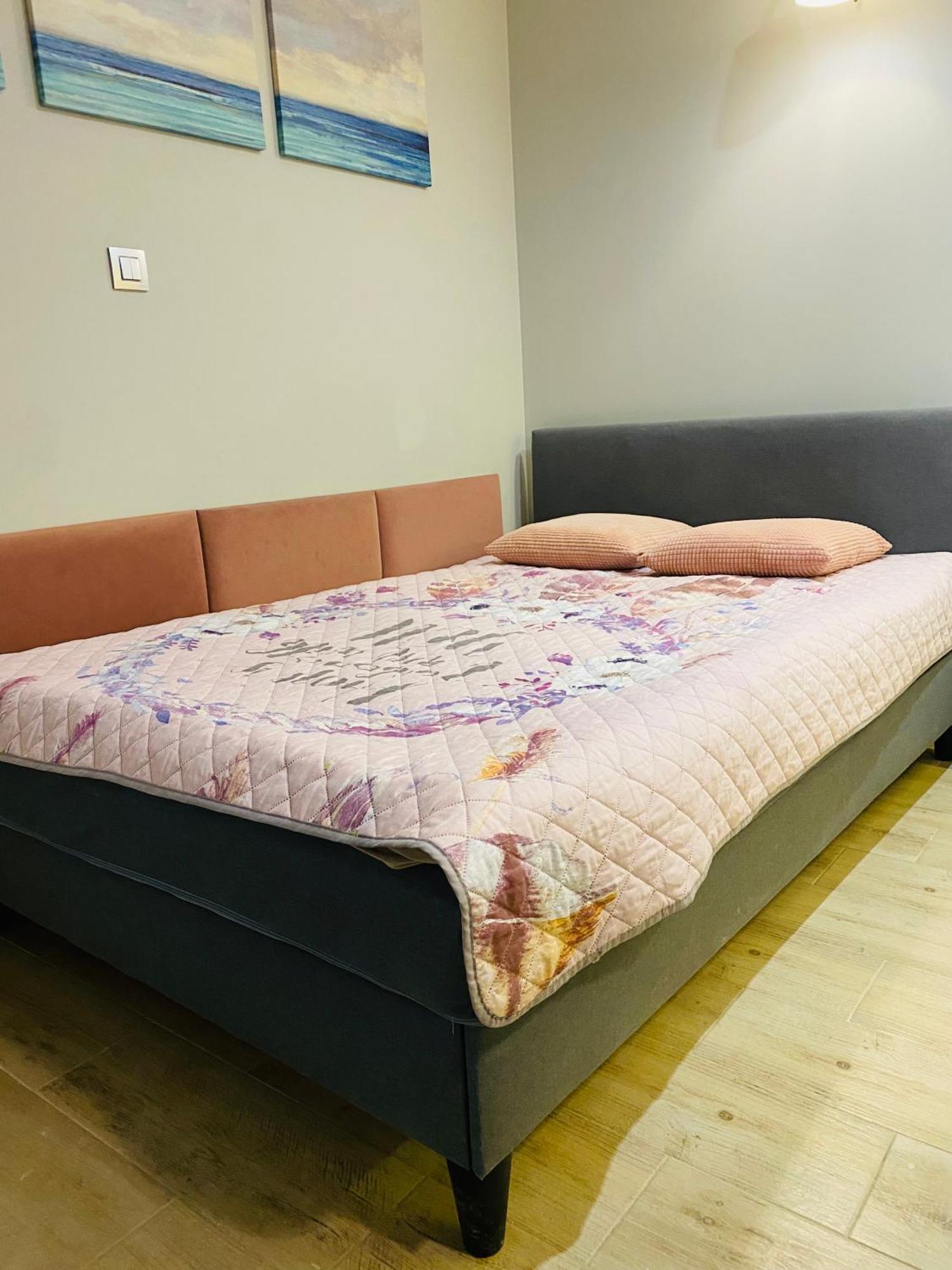 Apartament Pink Klifowa Rewal Eksteriør billede